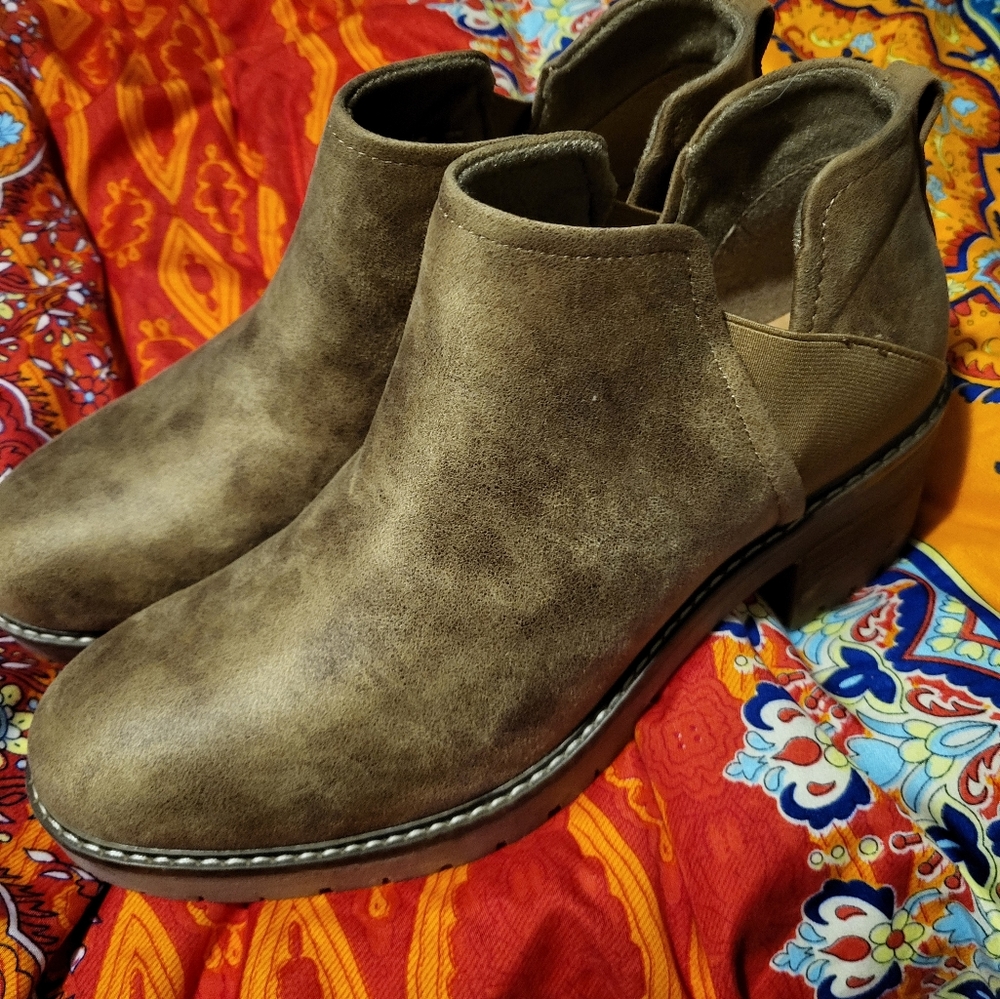 Steve Madden ankle boots